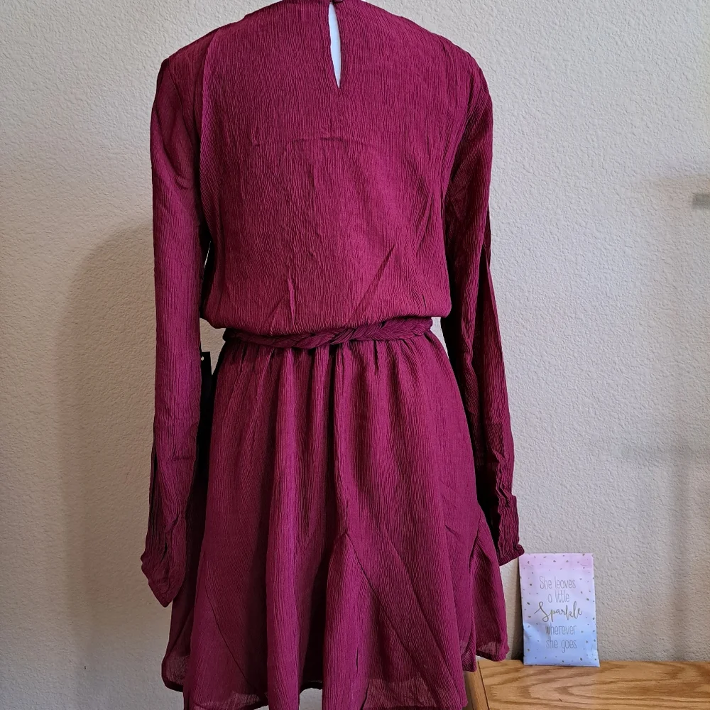 DRESS - Picture 3 of 4